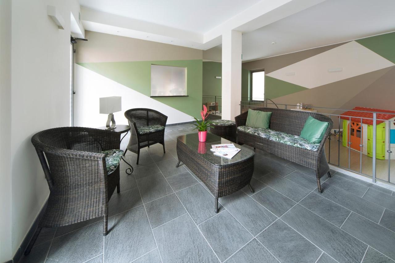 Hotel Residence Laigueglia Free Parking Ngoại thất bức ảnh