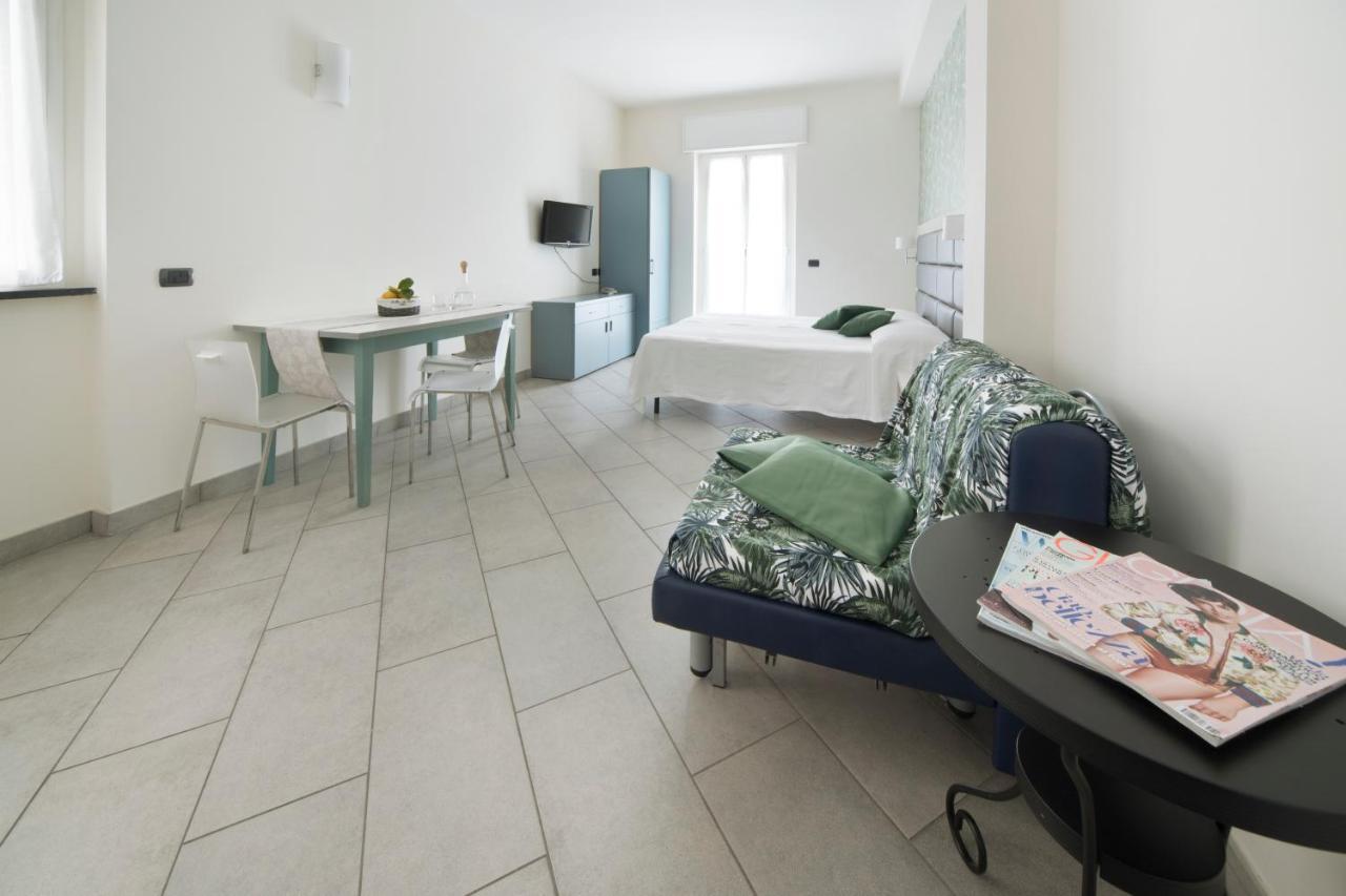Hotel Residence Laigueglia Free Parking Ngoại thất bức ảnh