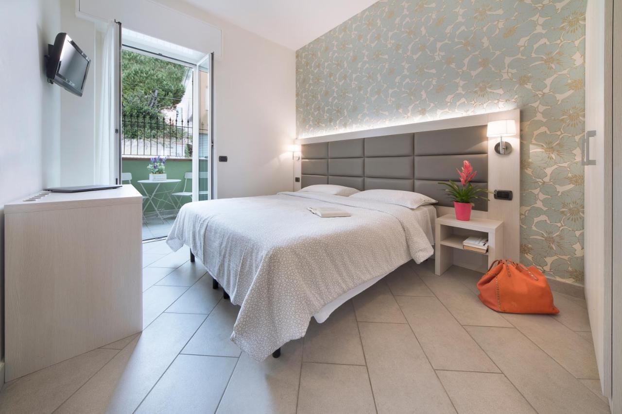 Hotel Residence Laigueglia Free Parking Ngoại thất bức ảnh