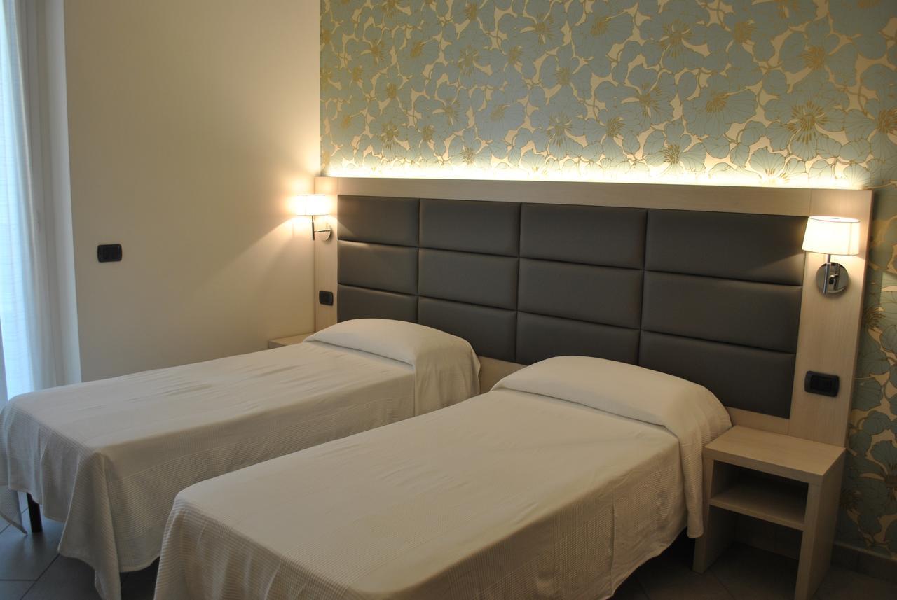 Hotel Residence Laigueglia Free Parking Ngoại thất bức ảnh