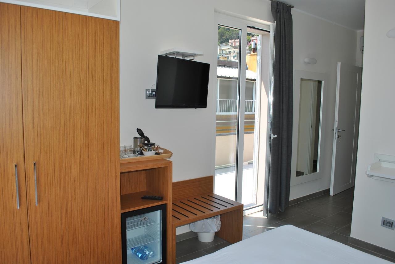 Hotel Residence Laigueglia Free Parking Ngoại thất bức ảnh